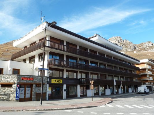 CHALET DE LA TOUR