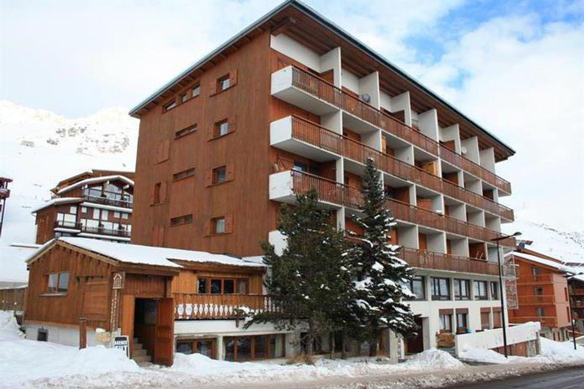 Photo 1