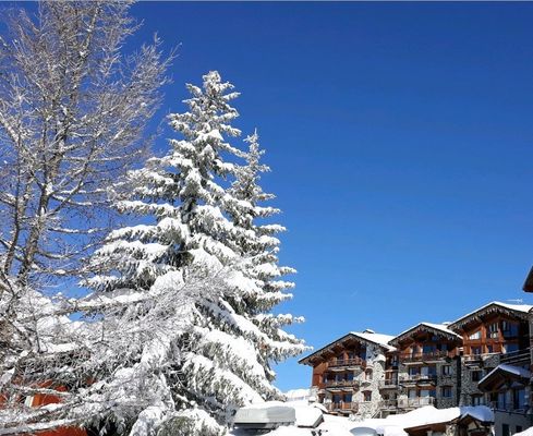 LES GRANDES ALPES LES GRANDES ALPES