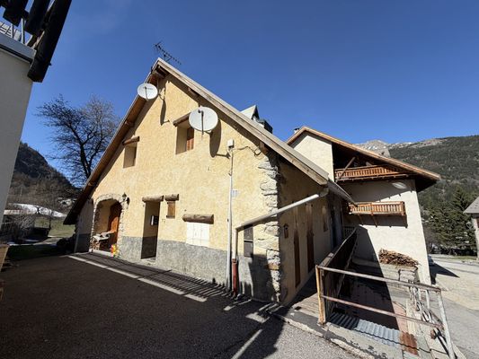 MAISON DE PAYS L'OREE DU BOIS MAISON DE PAYS L'OREE DU BOIS