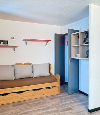  - Photo 2