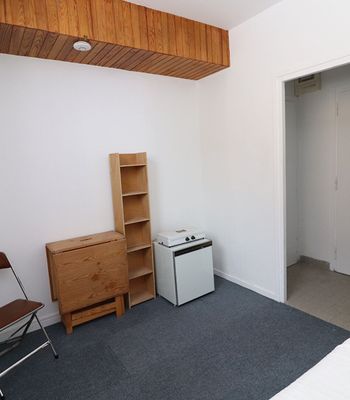 - Photo 1