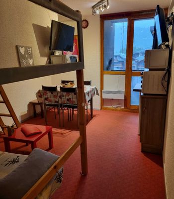  - Photo 3