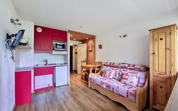  - Photo 8
