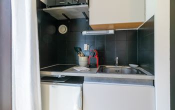 - Photo 5