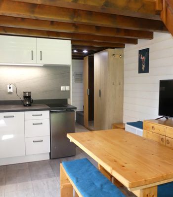  - Photo 1