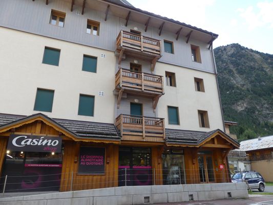 LE GRAND CHALET