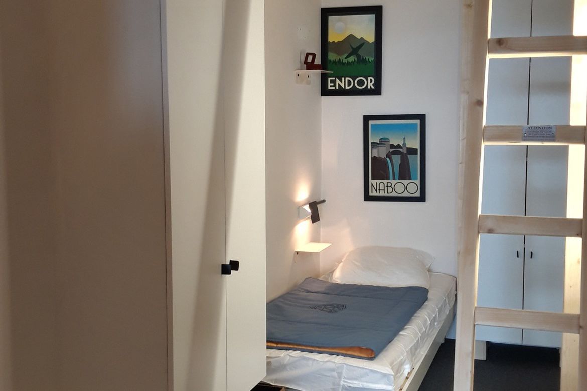 Photo 1