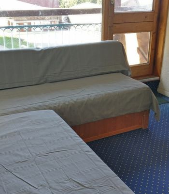  - Photo 2