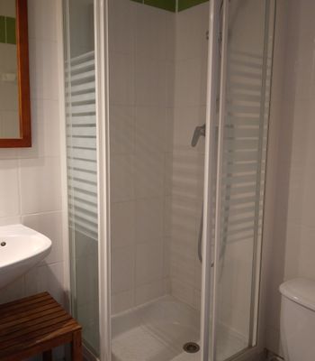 - Photo 3