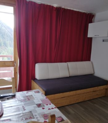 - Photo 1