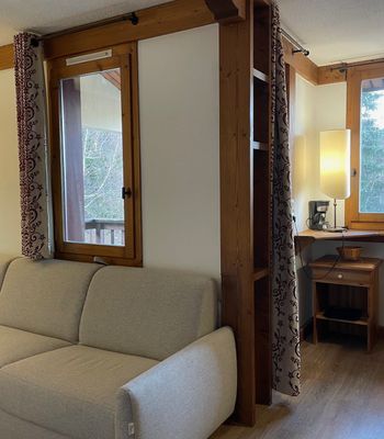  - Photo 2