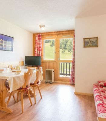 - Photo 1