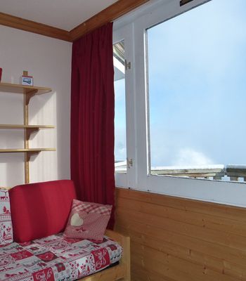 - Photo 5