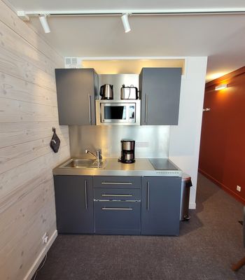  - Photo 5