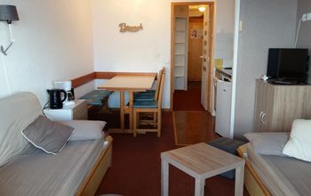 - Photo 2
