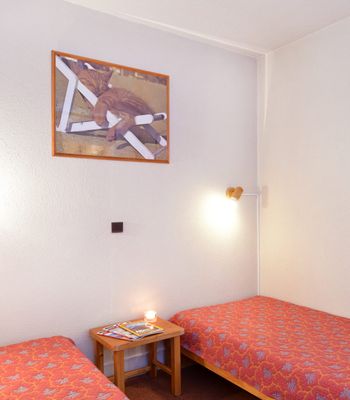  - Photo 4