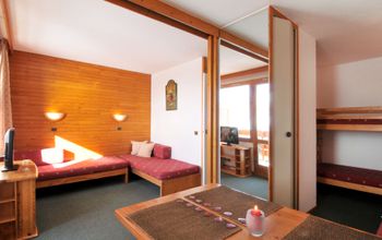 - Photo 1
