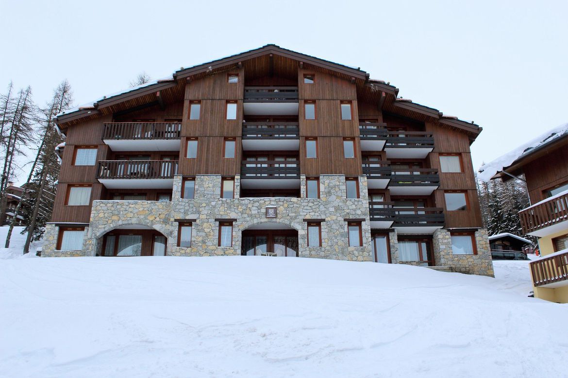 Photo 1