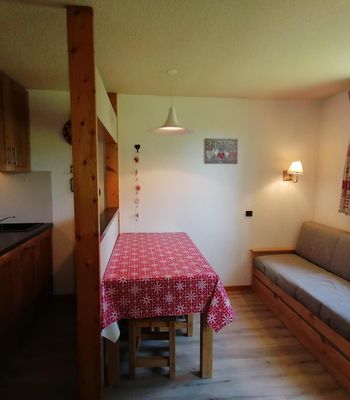  - Photo 4