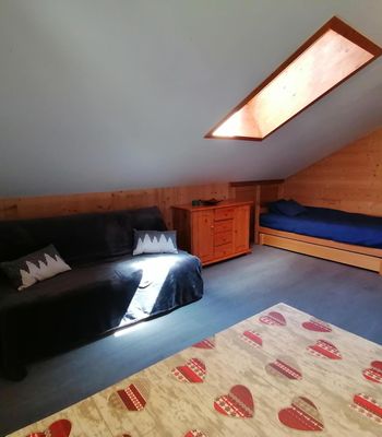  - Photo 2