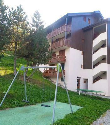 - Photo 8