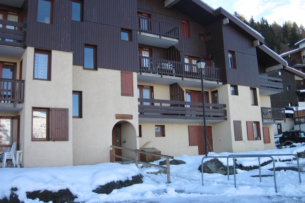 Photo 1