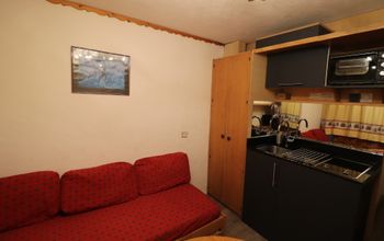 - Photo 7