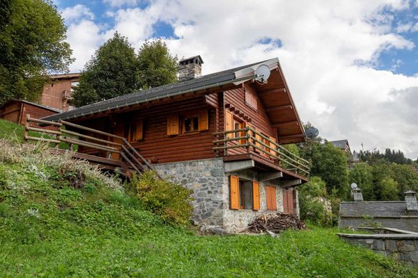 CHALET PETIT GIBUS CHALET PETIT GIBUS