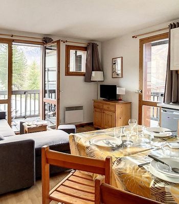 Apartment · Saint-Martin-de-Belleville - Photo 1