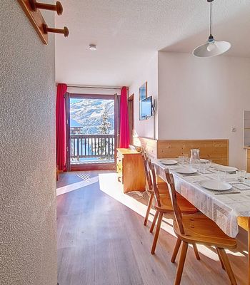 Apartment · Les Menuires - Photo 3
