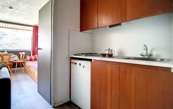 - Photo 5