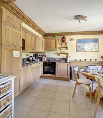 Apartment · Saint-Martin-de-Belleville - Photo 3