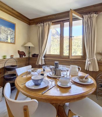 Apartment · Saint-Martin-de-Belleville - Photo 4
