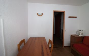  - Photo 2