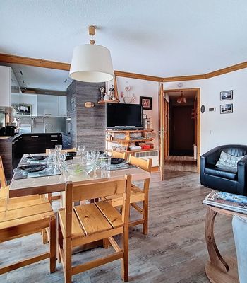 Apartment · Saint-Martin-de-Belleville - Photo 3
