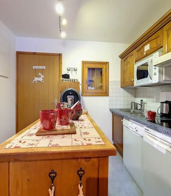 Apartment · Saint-Martin-de-Belleville - Photo 8