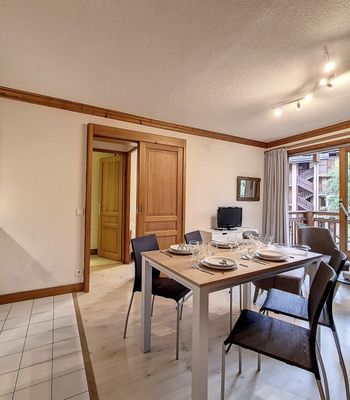 Apartment · Saint-Martin-de-Belleville - Photo 2