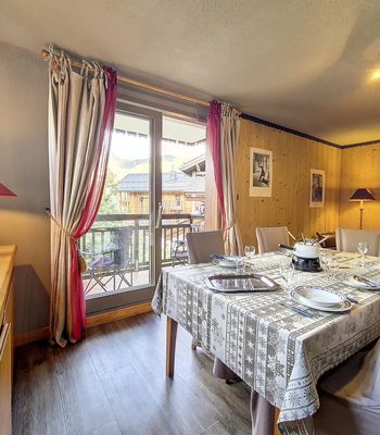 Apartment · Saint-Martin-de-Belleville - Photo 2