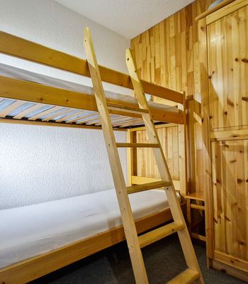 - Photo 5
