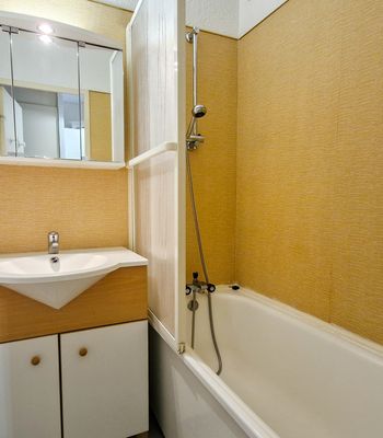  - Photo 6