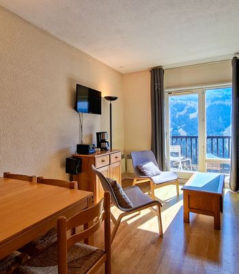  - Photo 1