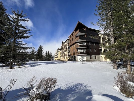 GRAND SERRE CHE B