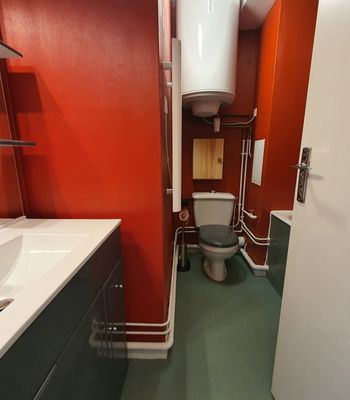  - Photo 5