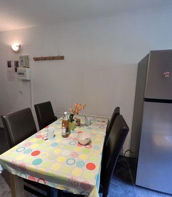 - Photo 1