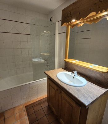  - Photo 7