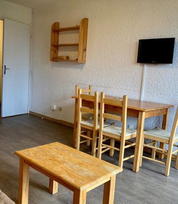  - Photo 2